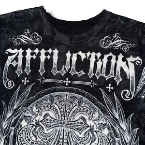 Affliction Live Fast Graphic T-Shirt Mens XL Black Fleur De Lis Cross Goth MMA